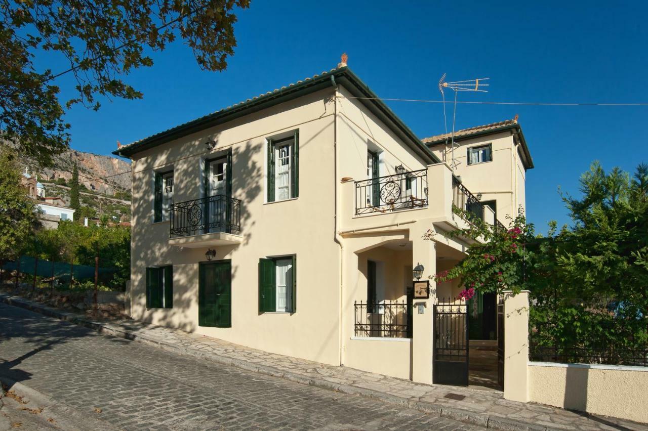 Elia Apartments Chrisso Delphi Exterior foto